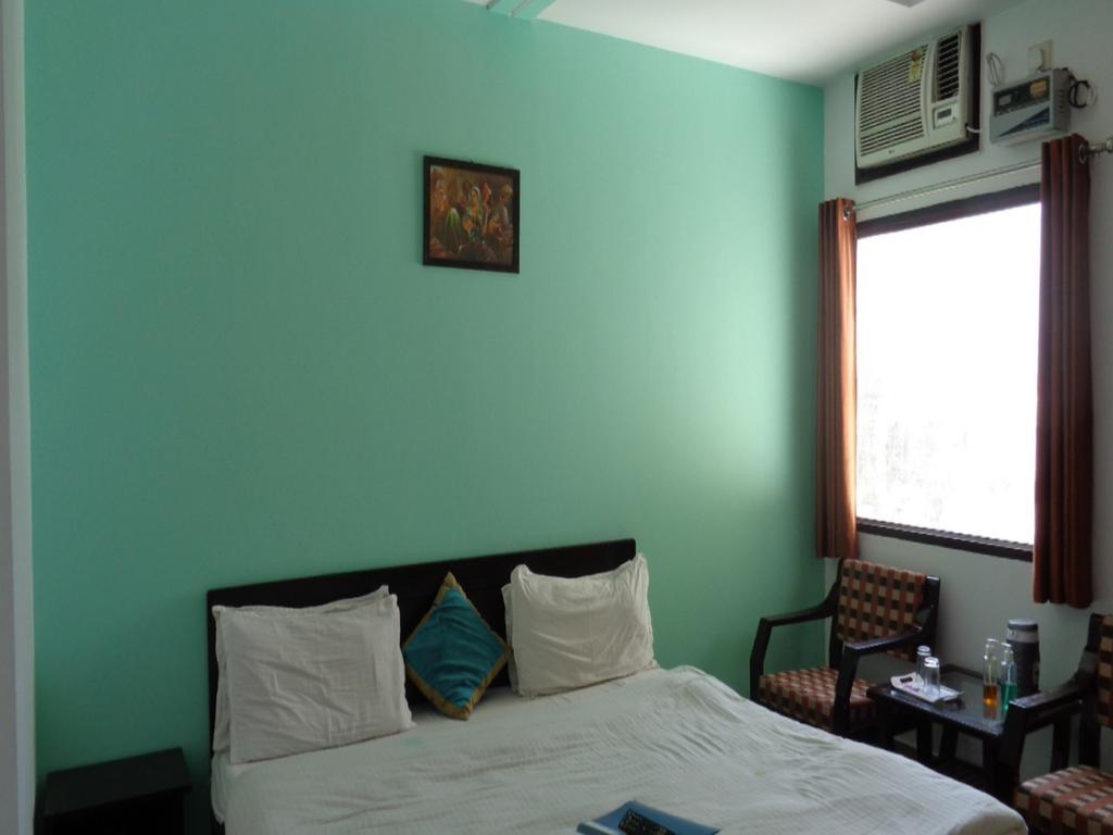 Hotel Aananda Haridwar Exterior photo
