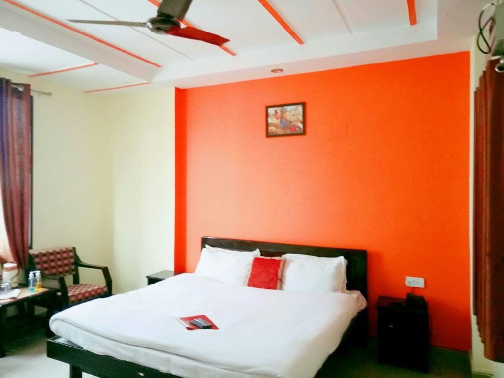 Hotel Aananda Haridwar Exterior photo